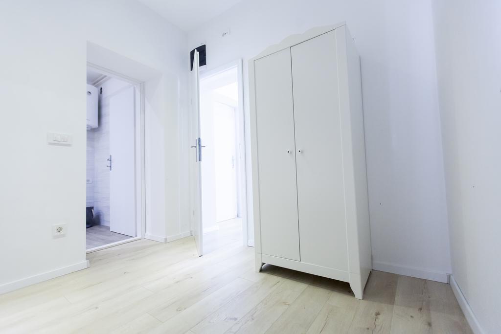 Apartment Tomas Kaštela Екстериор снимка