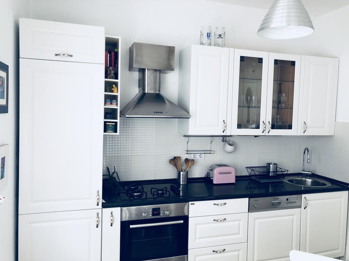 Apartment Tomas Kaštela Екстериор снимка