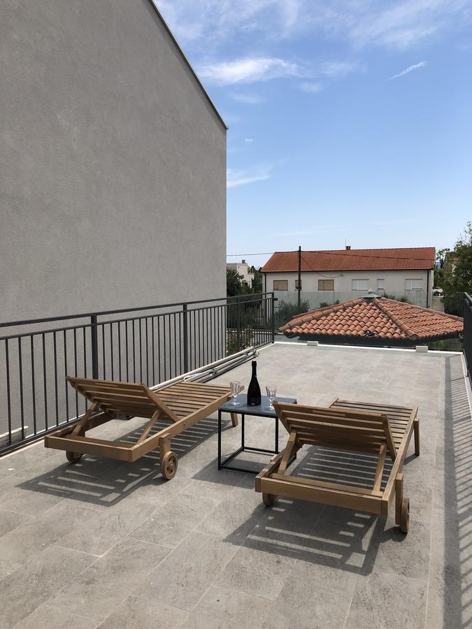 Apartment Tomas Kaštela Екстериор снимка