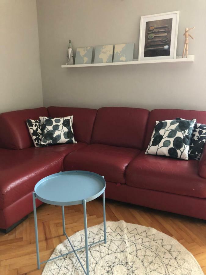 Apartment Tomas Kaštela Екстериор снимка